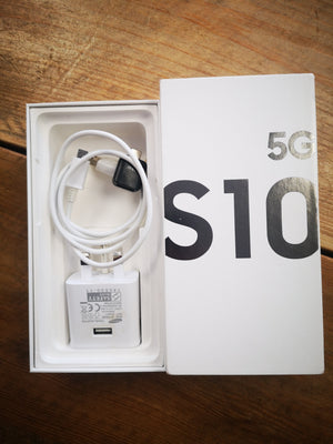 SAMSUNG GALAXY S10 256GB (UNLOCKED)