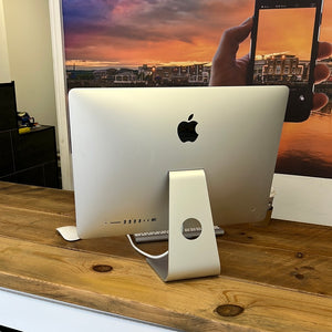 iMac - 21.5 inch -4k -1TB SSD- 16gb RAM