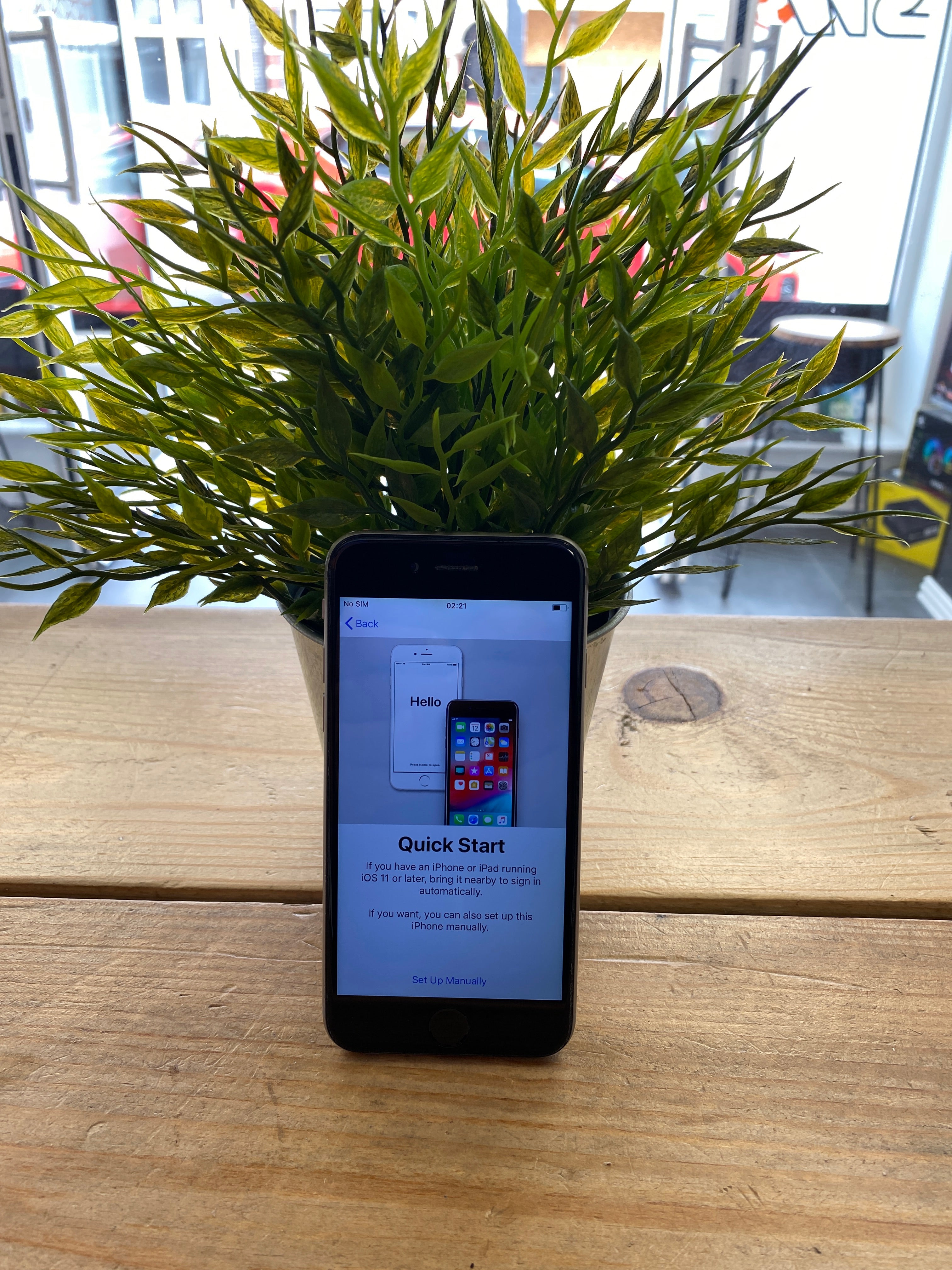 IPhone 6 32gb unlocked 12 month warranty