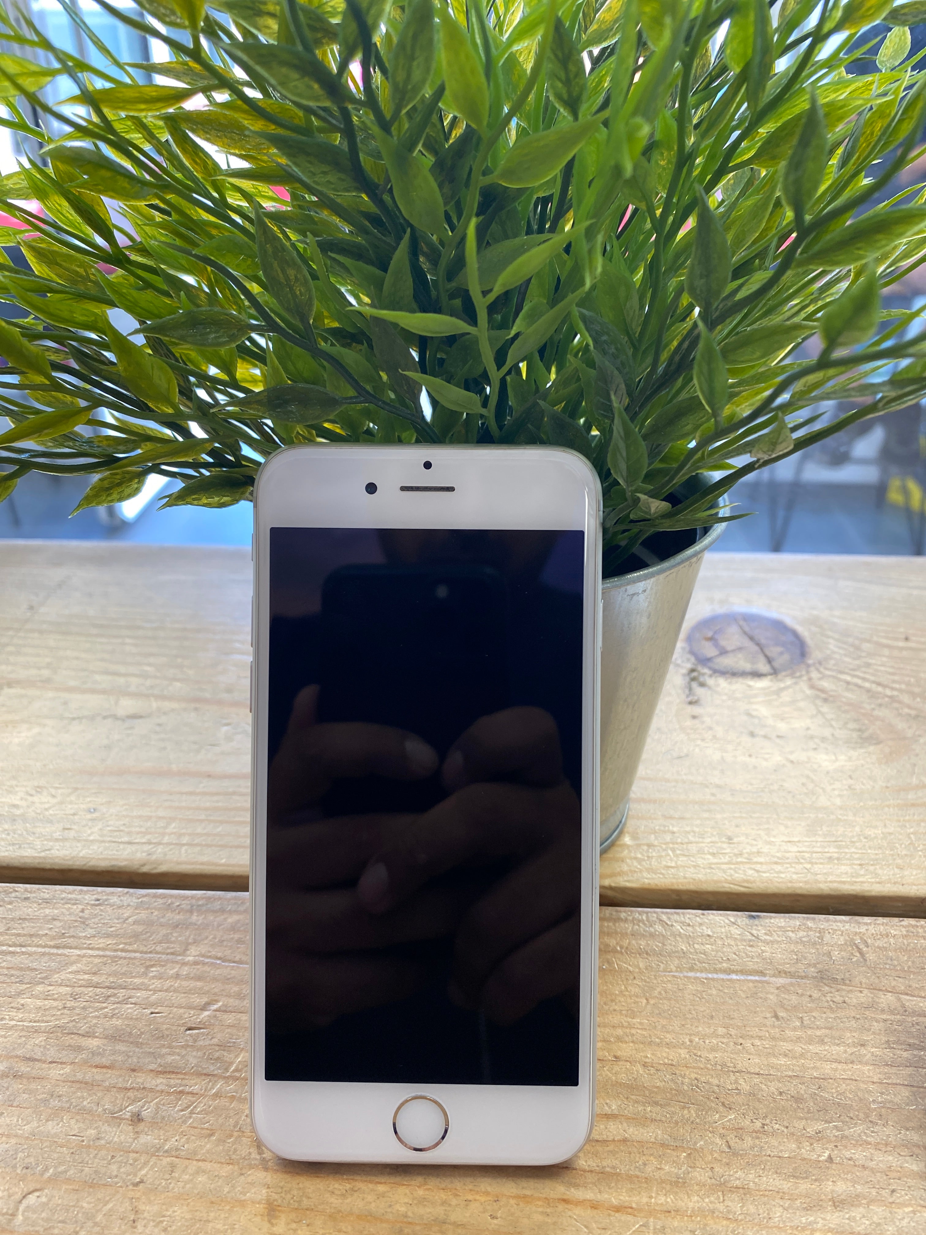 IPhone 6 16gb unlocked 12 month warranty