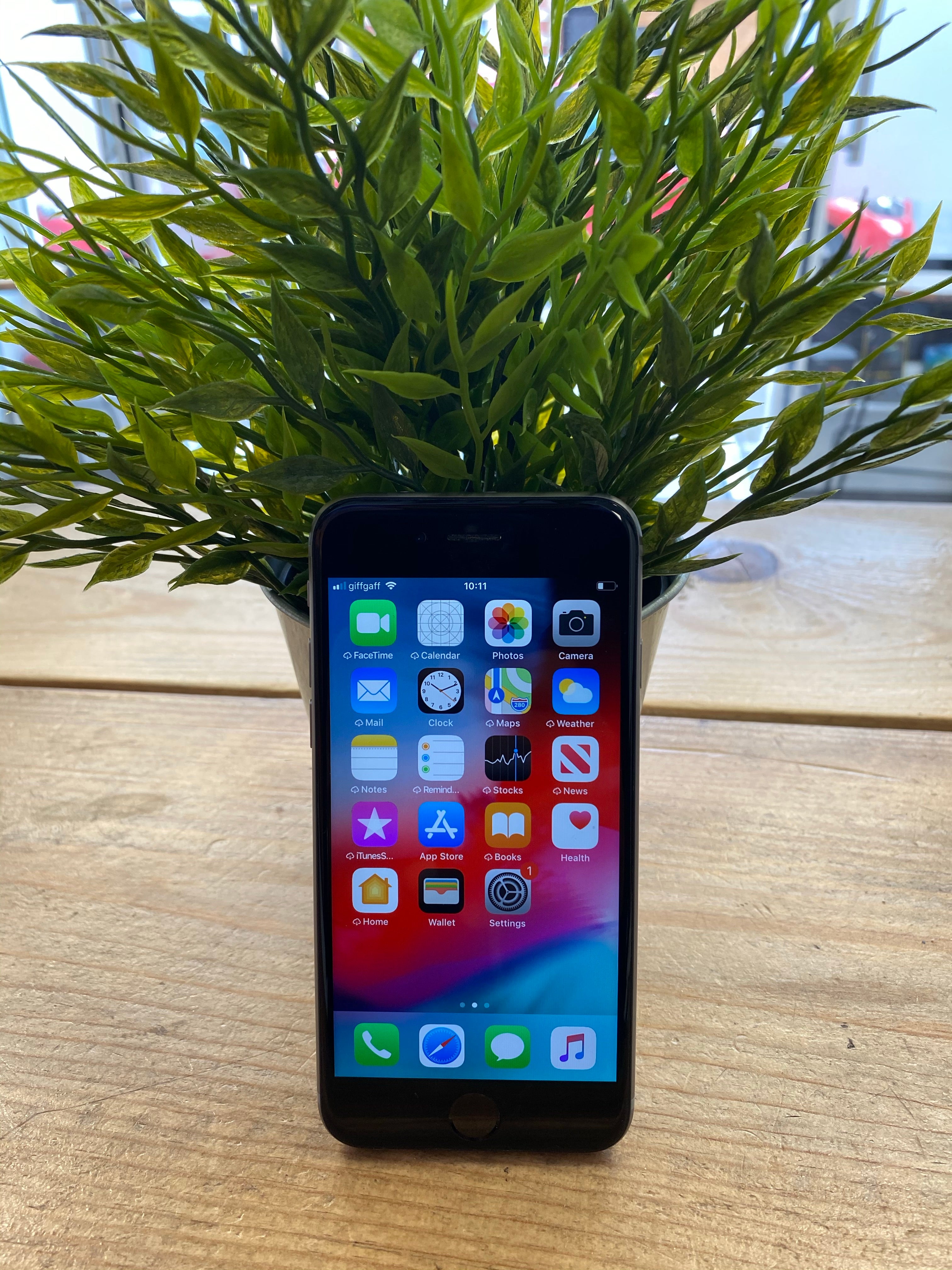 IPhone 6 32gb unlocked 12 month warranty